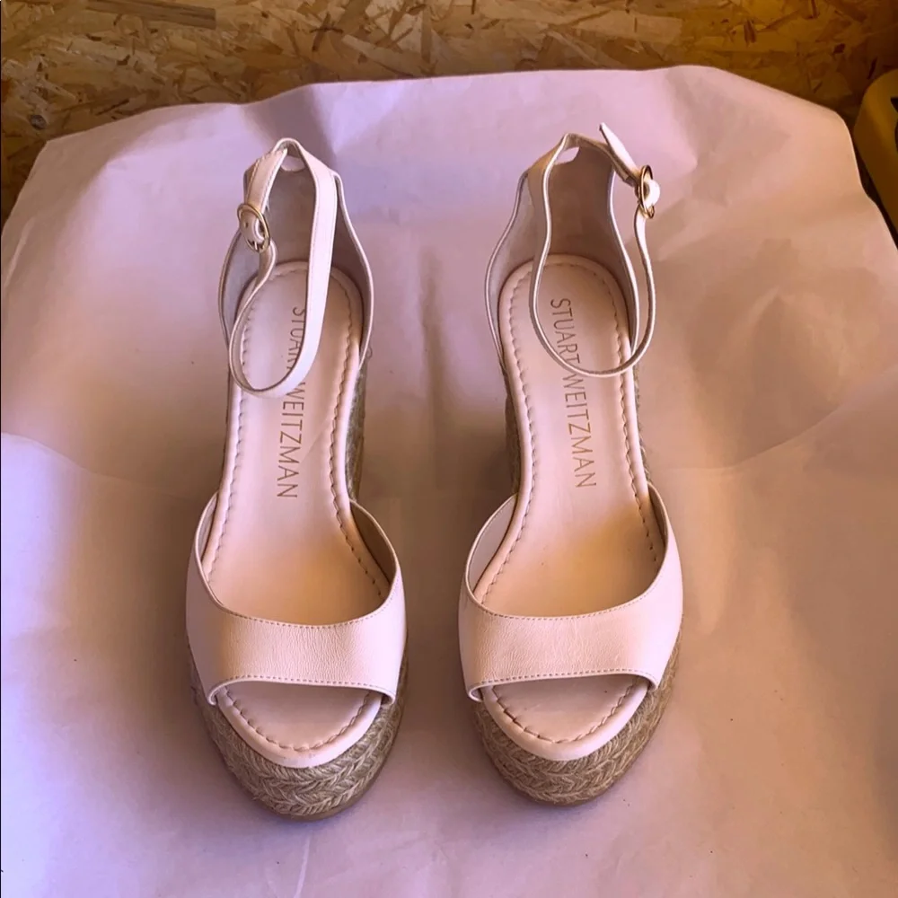 NWOT Stuart Weitzman Nudistia Espadrille Wedge Platforms in off White Size 9